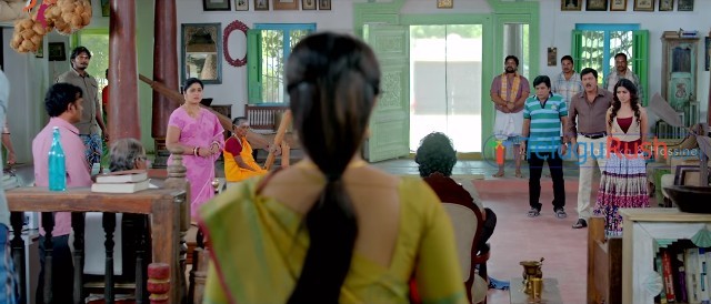 A scene from the film S/o Satyamurthy